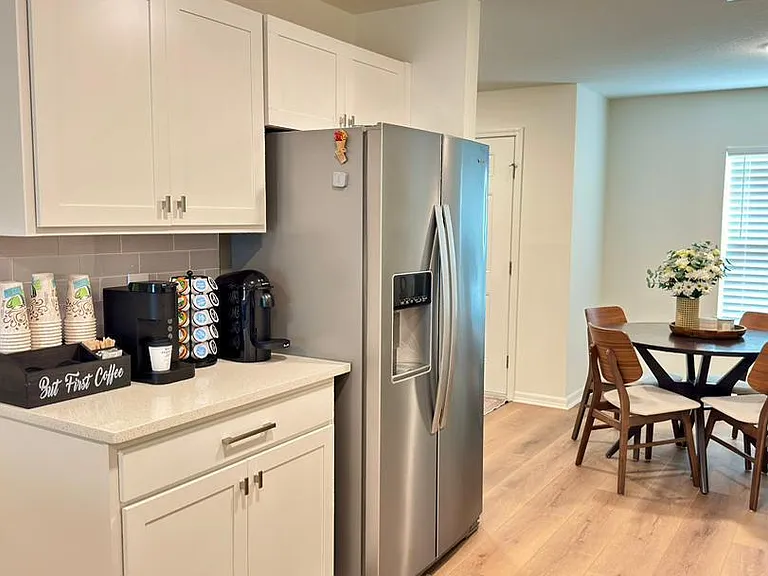 901 SW Fisherman Ave — Photo 10