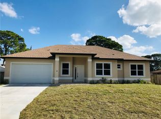 1373 Ringtail Rd, Venice, FL 34293