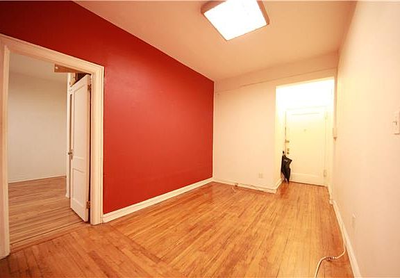 5th image of 265 4th Ave APT 1C