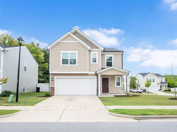 933 Bellewood Gardens Dr, Angier, NC 27501