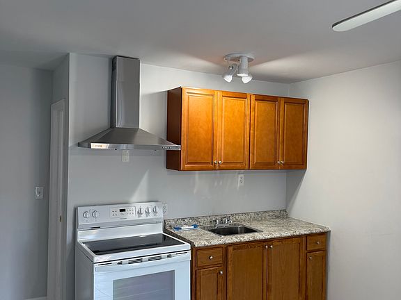4th image of 14713 Kimberly Ln #1