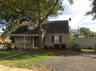 82 Pennwood Dr, Ewing, NJ 08638