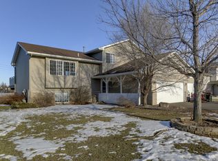 9198 Farmstead Ave, Monticello, MN 55362