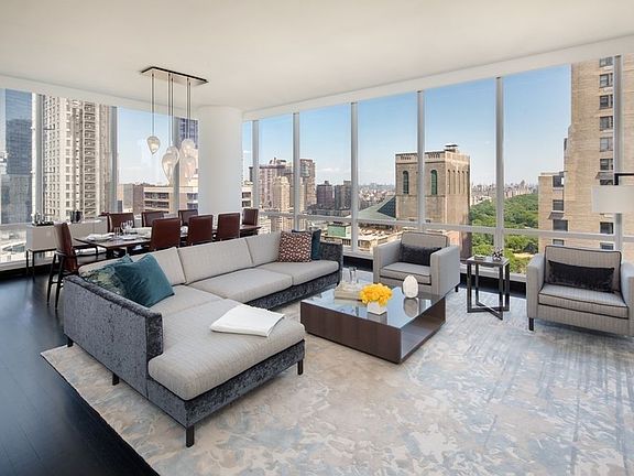 2nd image of 157 W 57th St APT 35B