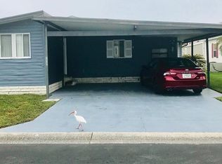 3024 Moss Hill St, Zephyrhills, FL 33543