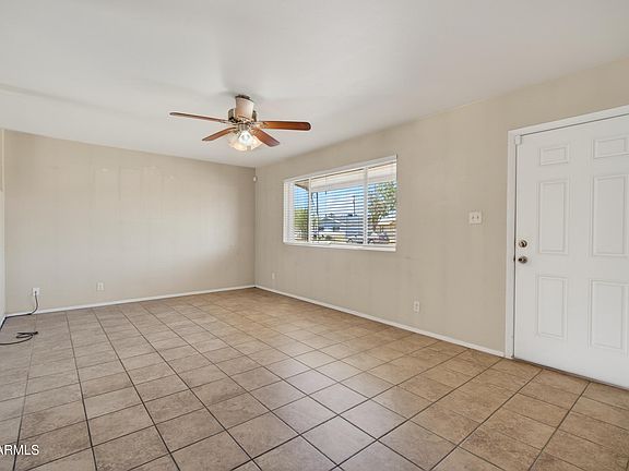 4th image of 3519 W HARMONT Drive