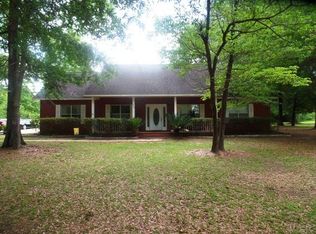 450 James Rd, Atmore, AL 36502