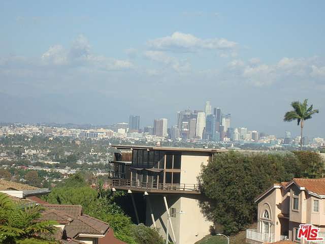 1st image of 4252 Hillcrest Dr