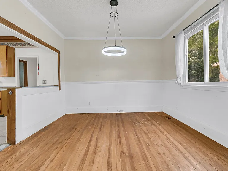 1195 King St — Photo 29