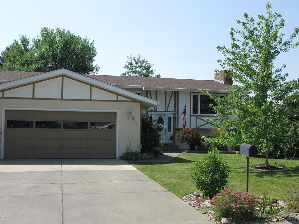 1st image of 902 Anita Dr