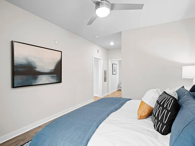 Northshore Apartments — Photo 52