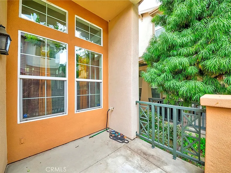 2068 Owens Dr — Photo 4