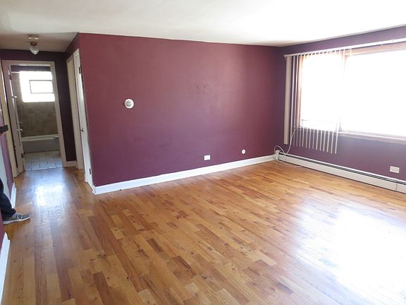 4th image of 8626 W Summerdale Ave APT 3N