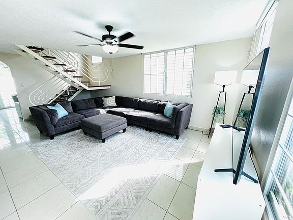 Living room. 65 in smart TV
