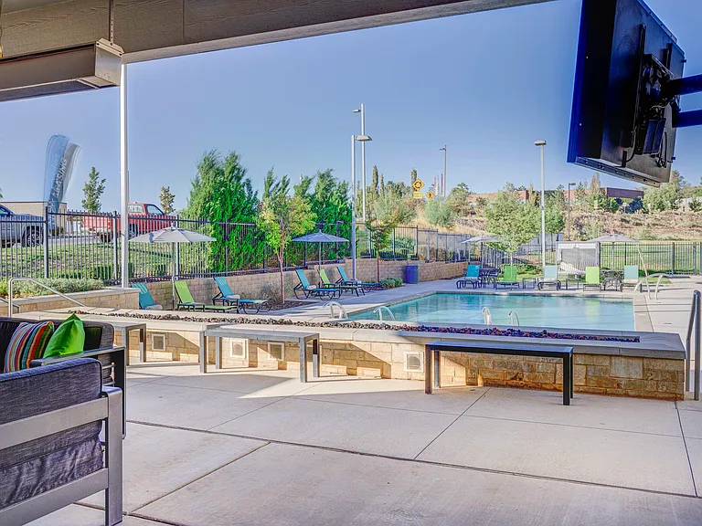 Eaglewood Lofts GR MR (42 of 53)