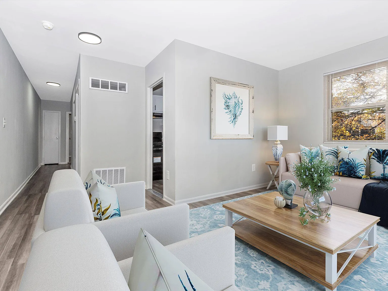 Emerald Apartments — Photo 4