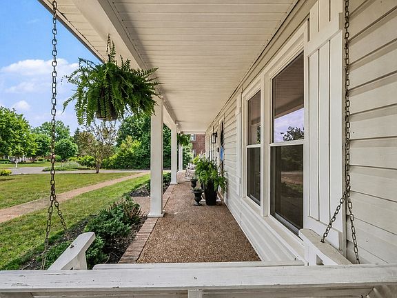 2nd image of 4812 Wayside Dr