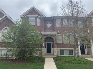 661 Prestwick Ln, Wheeling, IL 60090