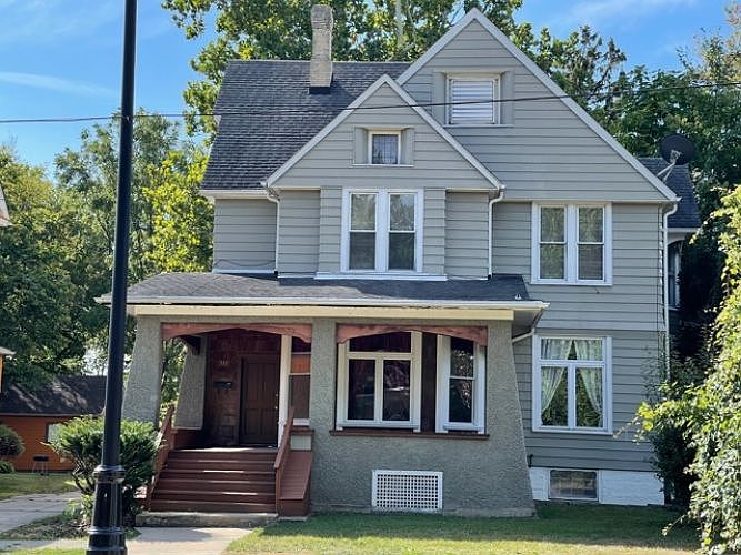 1st image of 511 College Ave