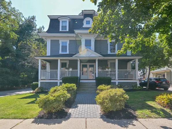 17 Prospect St #17, West Newton, MA 02465