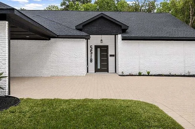 4 bed, 2.0 bath, 2518 sqft, $3,994 — Photo 3