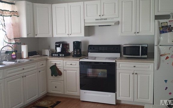 4th image of 108 Casey St