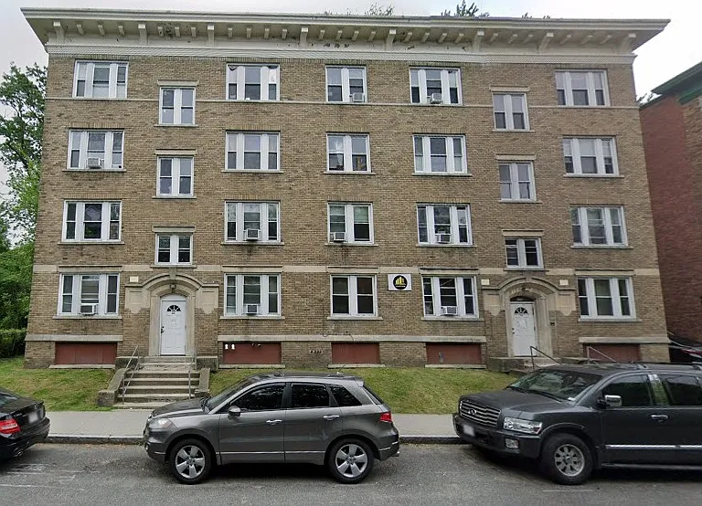 236 Locust St #2R — Photo 1