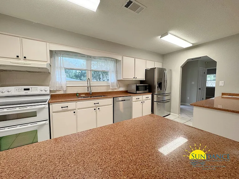 1501 Royal Palm Dr — Photo 10