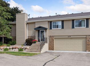 5338 Beachside Dr, Minnetonka, MN 55343