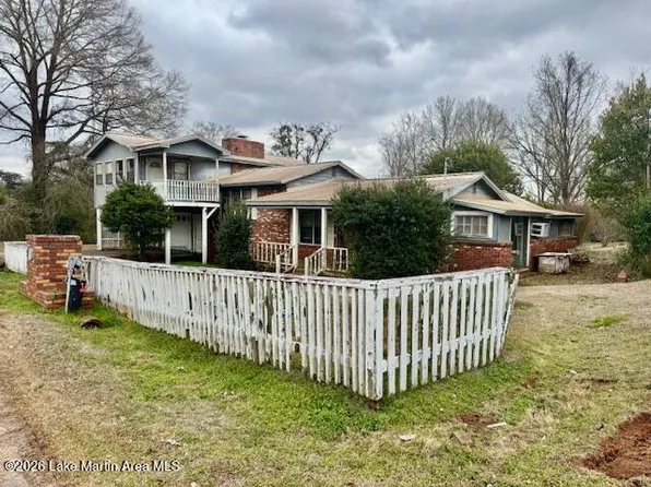 446 Woodyard St, Dadeville, AL 36853