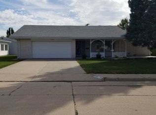 1208 Bel Aire Rd, North Platte, NE 69101