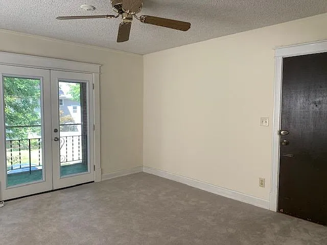 5105 Wyandotte St #2S — Photo 14