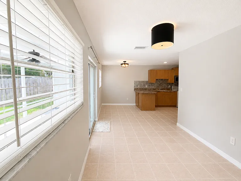 2478 NW Holiday Ct — Photo 26
