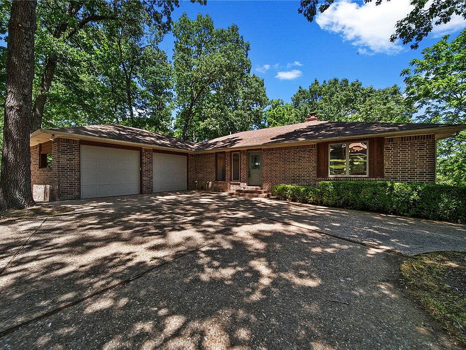 1st image of 9641 Brittany Ln