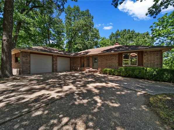 9641 Brittany Ln, Rogers, AR 72756
