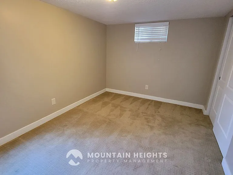 1116 E Hudson Ave — Photo 12