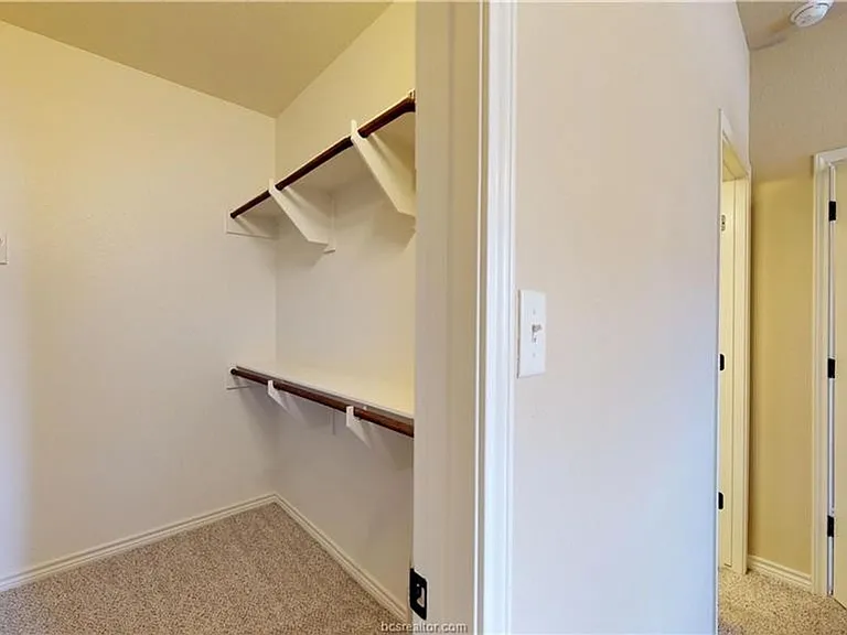 107 Kimber Ln — Photo 10