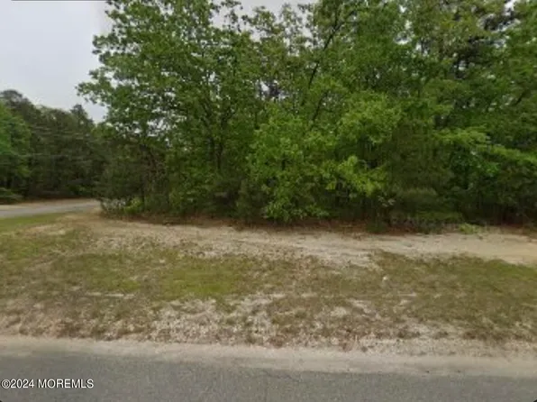 663 Lighthouse Drive, Barnegat, NJ 08005
