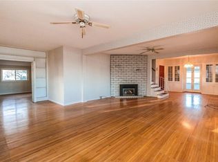 445 Edgemere Dr, Rochester, NY 14612