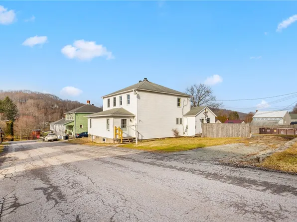 118 4th St, Acosta, PA 15520