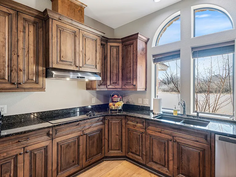 Lazy Oaks Ln — Photo 19