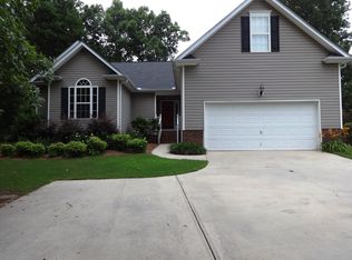 401 Roberts Rd, Taylors, SC 29687