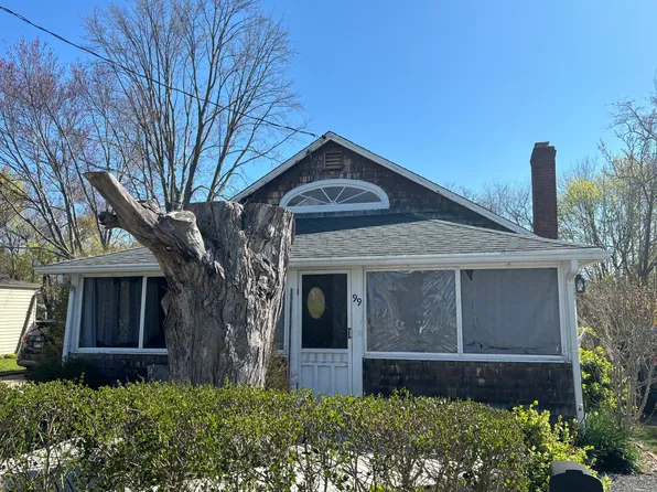 99 Harbor Avenue, Madison, CT 06443