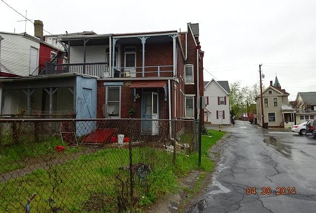 2nd image of 25 N 4th St