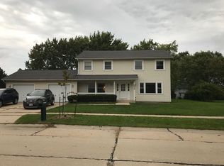 6838 S Ash St, Oak Creek, WI 53154