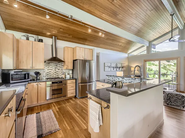 389 S Cedar Brook Rd, Boulder, CO 80304