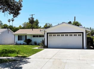 6221 Glide Ave, Woodland Hills, CA 91367