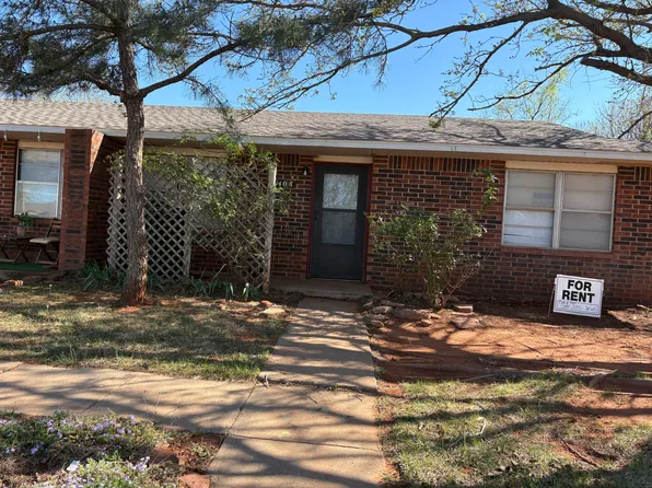 1408 Becky Ct #1408, Elk City, OK 73644