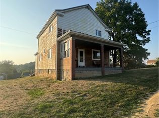 6 Walnut Ave, Dunbar, PA 15431