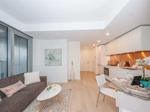 1480 Howe St, Vancouver, BC